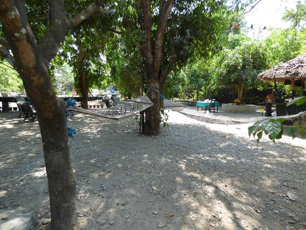 Chitwan Gaida Lodge Sauraha Exterior foto