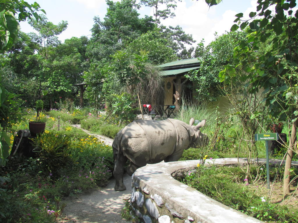 Chitwan Gaida Lodge Sauraha Exterior foto